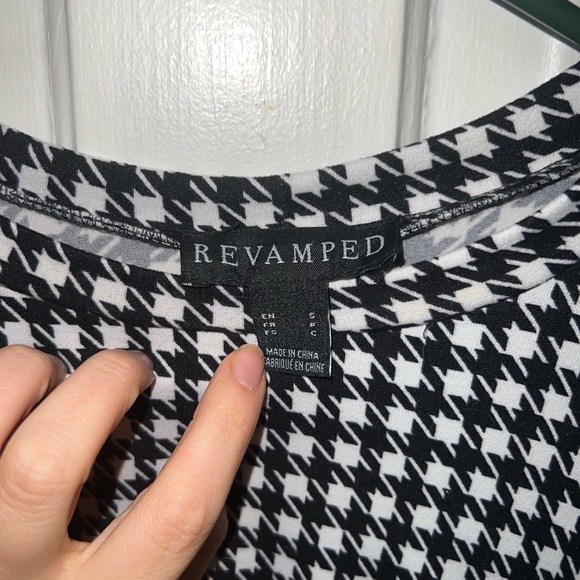 Shark tooth print black and white dress - Picture 4 of 5